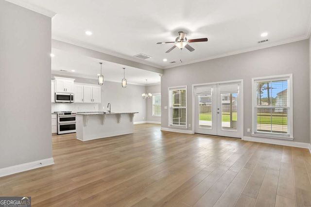 108 Whitebark Trail, Richmond Hill, GA 31324