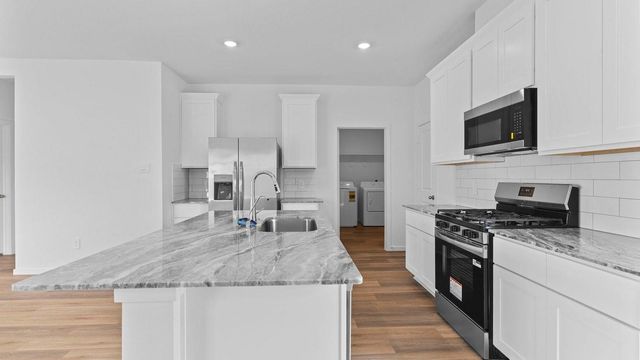 9010 Shady Cabana Way, Iowa Colony, TX 77583