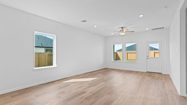 9010 Shady Cabana Way, Iowa Colony, TX 77583