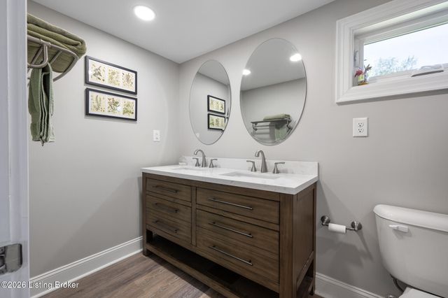 5214 Valley Station Rd, Louisville, KY 40272
