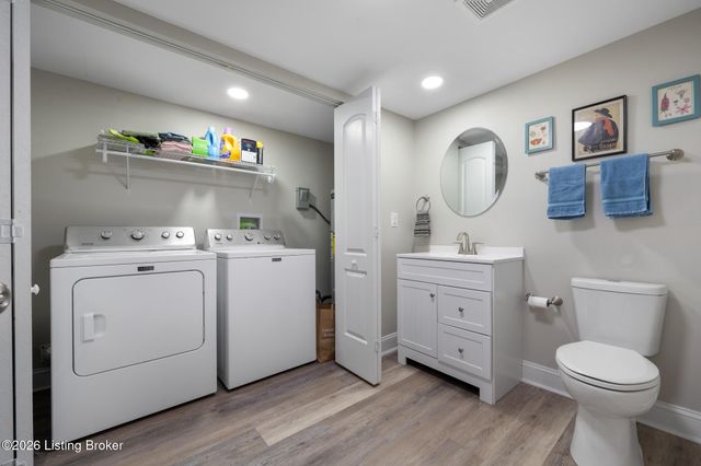 5214 Valley Station Rd, Louisville, KY 40272