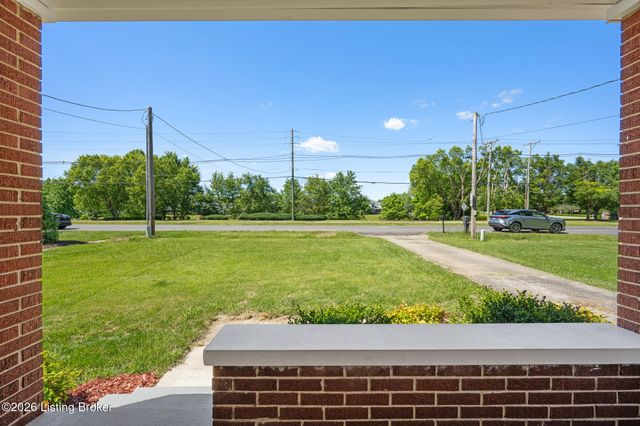 5214 Valley Station Rd, Louisville, KY 40272