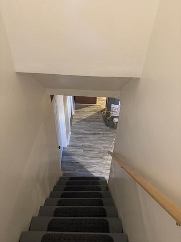 36 Daley St, Chicopee, MA 01013