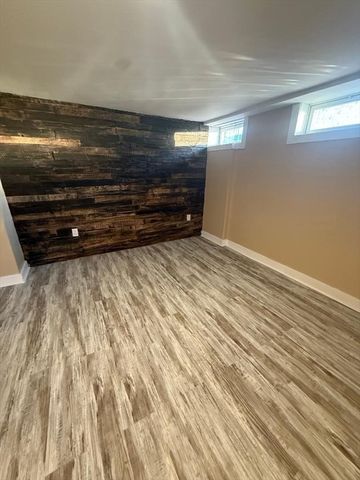 36 Daley St, Chicopee, MA 01013