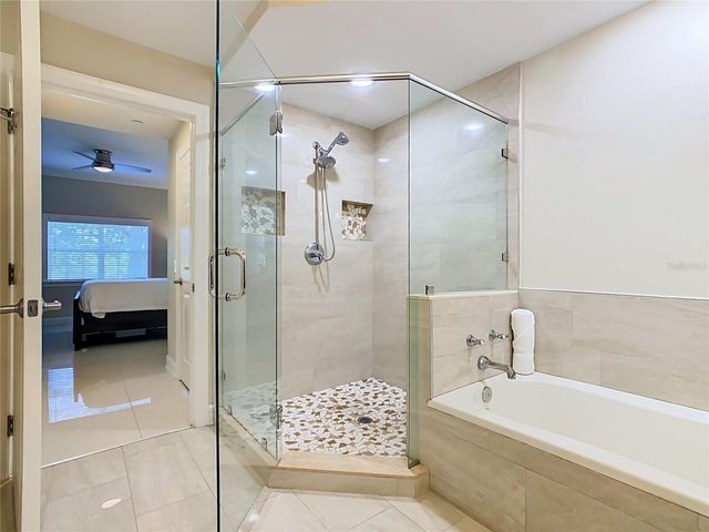 1358 CENTRE COURT RIDGE DRIVE 101, Reunion, FL 34747