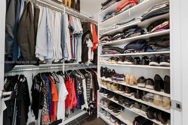 3301 NE 1st Ave H2902, Miami, FL 33137