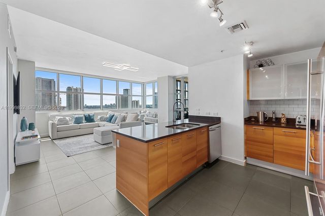 3301 NE 1st Ave H2902, Miami, FL 33137