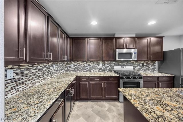 2333 Via Barranca Street, Henderson, NV 89044