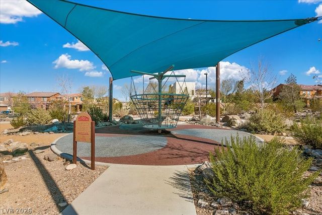 2333 Via Barranca Street, Henderson, NV 89044