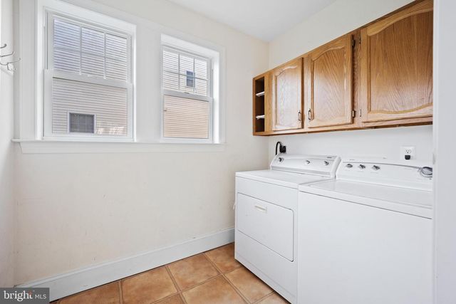 321 FRANKLIN AVE, Phoenixville, PA 19460