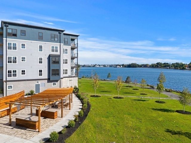 16 Franklin Street 2401, Salem, MA 01970