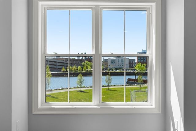 16 Franklin Street 2401, Salem, MA 01970