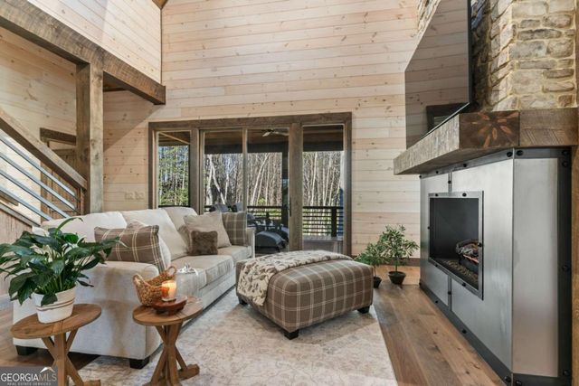 2594 Hwy 2, Blue Ridge, GA 30513