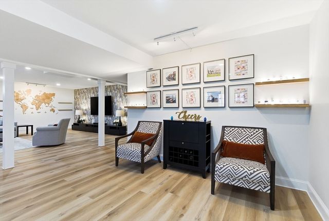 72 Hancock St, Bedford, MA 01730