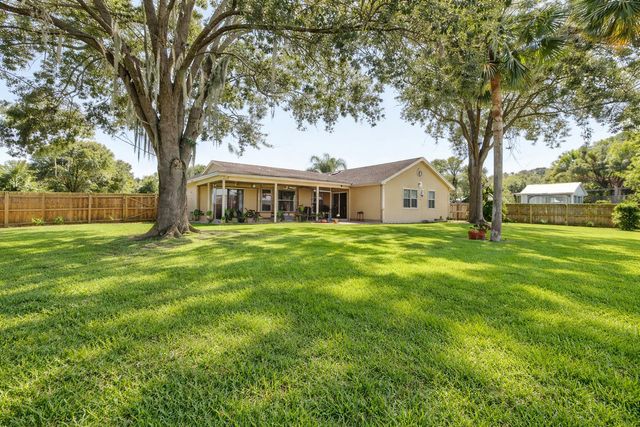901 SW Gaitor Avenue, Port St. Lucie, Port St Lucie, FL 34953