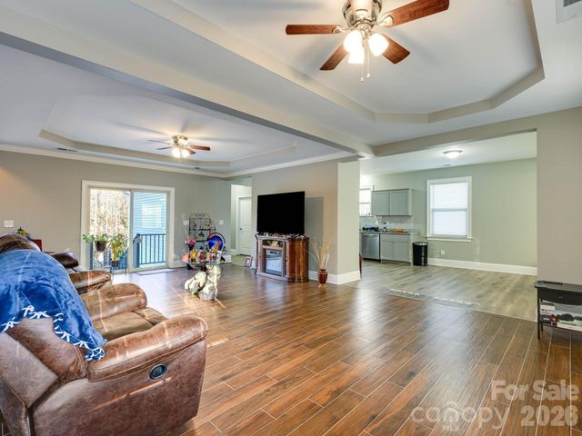 1473 Morningside Drive, Iron Station, NC 28080