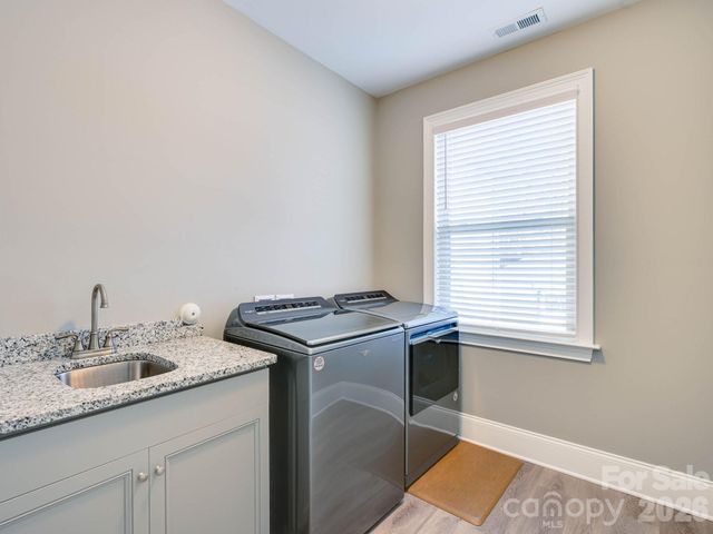 1473 Morningside Drive, Iron Station, NC 28080