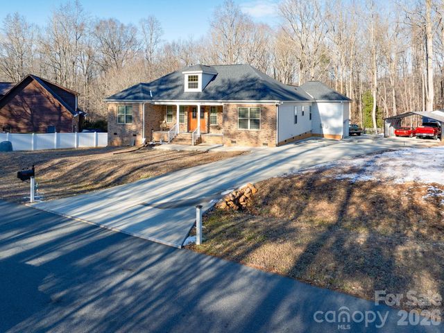 1473 Morningside Drive, Iron Station, NC 28080