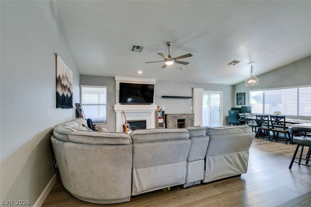 1070 Kennebunk Circle, Henderson, NV 89015 — photo 4