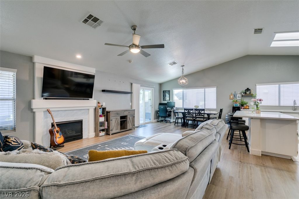 1070 Kennebunk Circle, Henderson, NV 89015 — photo 5