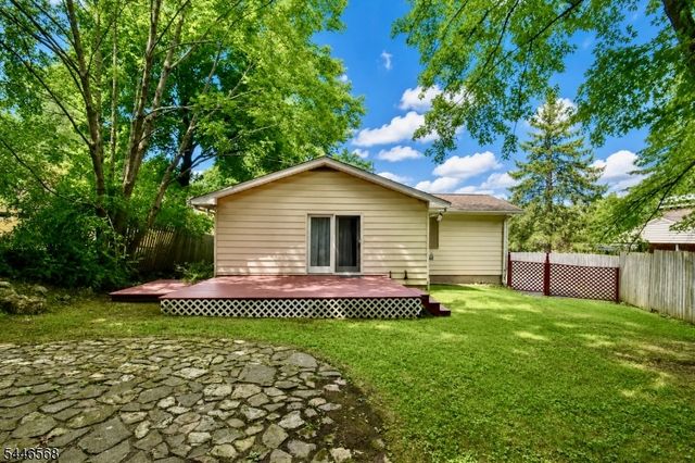 18 Summit Rd, Sparta Twp., NJ 07871