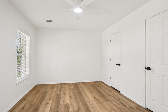 1808 N Mission Circle, Friendswood, TX 77546