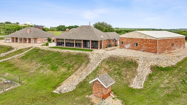 641 Comanche Lake Road, Comanche, TX 76442