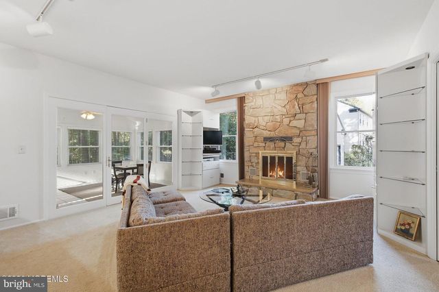 795 FOOTHILL CT, Toms River, NJ 08753