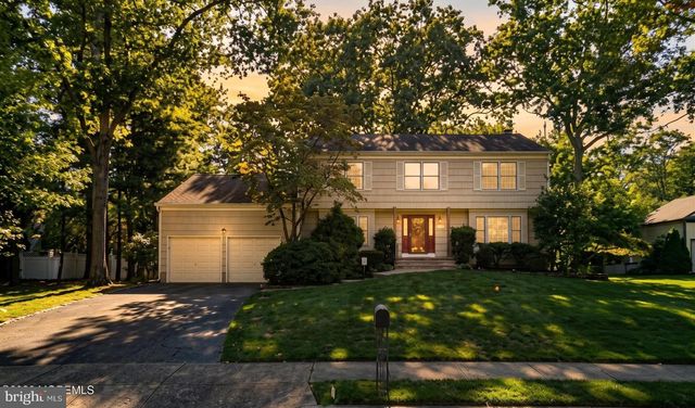 795 FOOTHILL CT, Toms River, NJ 08753