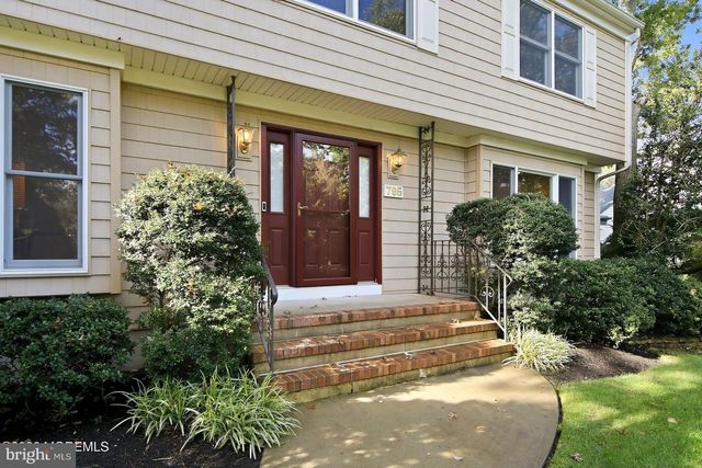 795 FOOTHILL CT, Toms River, NJ 08753