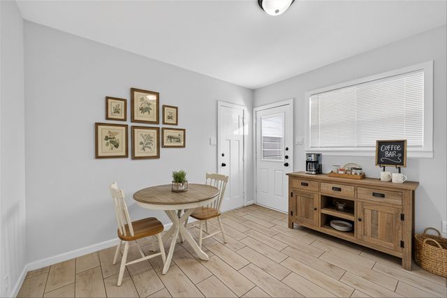 409 W Burton Street, Sherman, TX 75092