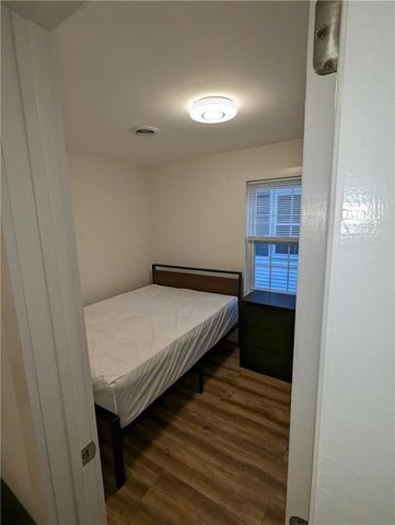 37 Ann Street 2, Newport, RI 02840