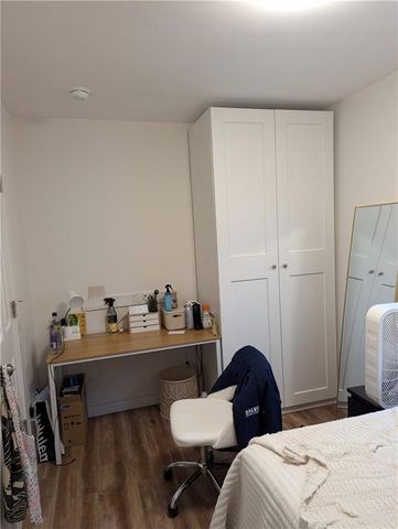 37 Ann Street 2, Newport, RI 02840