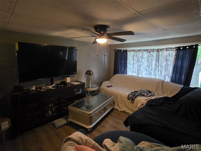 125 Saint Robert Drive, Cahokia, IL 62206