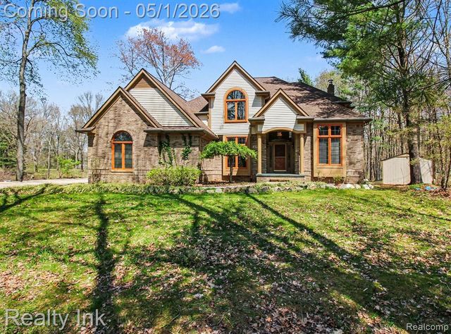4927 Nature View Court, Howell, MI 48843