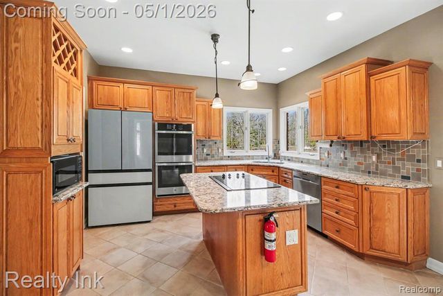 4927 Nature View Court, Howell, MI 48843
