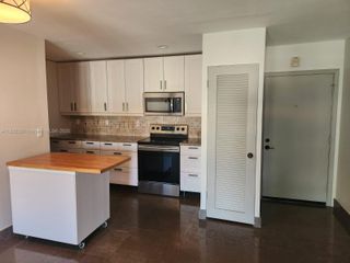 124 NE 19th Ct 206B, Wilton Manors, FL 33305