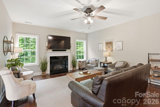 588 Highland Ridge Point, Clover, SC 29710