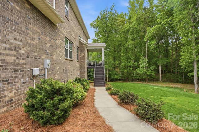 588 Highland Ridge Point, Clover, SC 29710