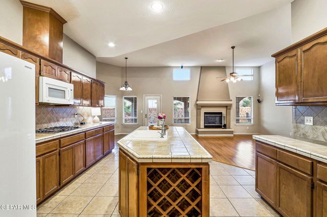 11956 PASEO DORADO Circle, El Paso, TX 79936