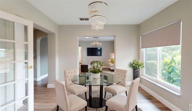 2495 37TH AVENUE N, St Petersburg, FL 33713