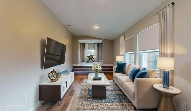 2495 37TH AVENUE N, St Petersburg, FL 33713