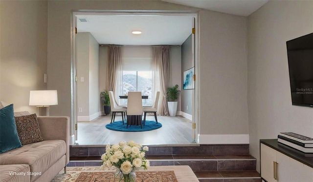 2495 37TH AVENUE N, St Petersburg, FL 33713