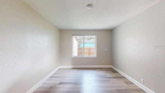 2495 37TH AVENUE N, St Petersburg, FL 33713