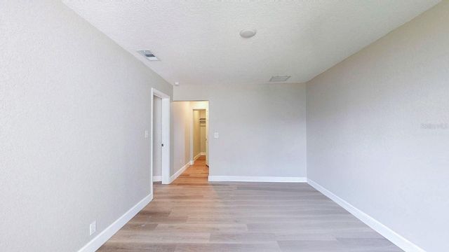 2495 37TH AVENUE N, St Petersburg, FL 33713