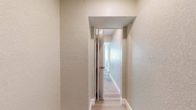 2495 37TH AVENUE N, St Petersburg, FL 33713