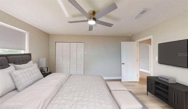 2495 37TH AVENUE N, St Petersburg, FL 33713