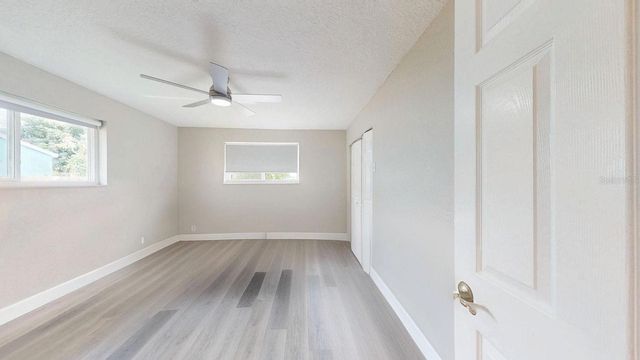 2495 37TH AVENUE N, St Petersburg, FL 33713