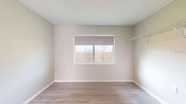 2495 37TH AVENUE N, St Petersburg, FL 33713