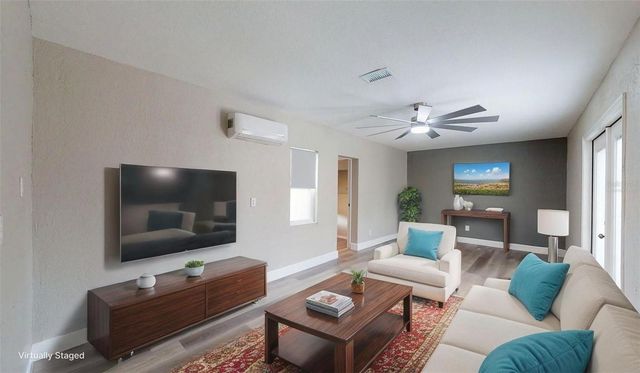 2495 37TH AVENUE N, St Petersburg, FL 33713